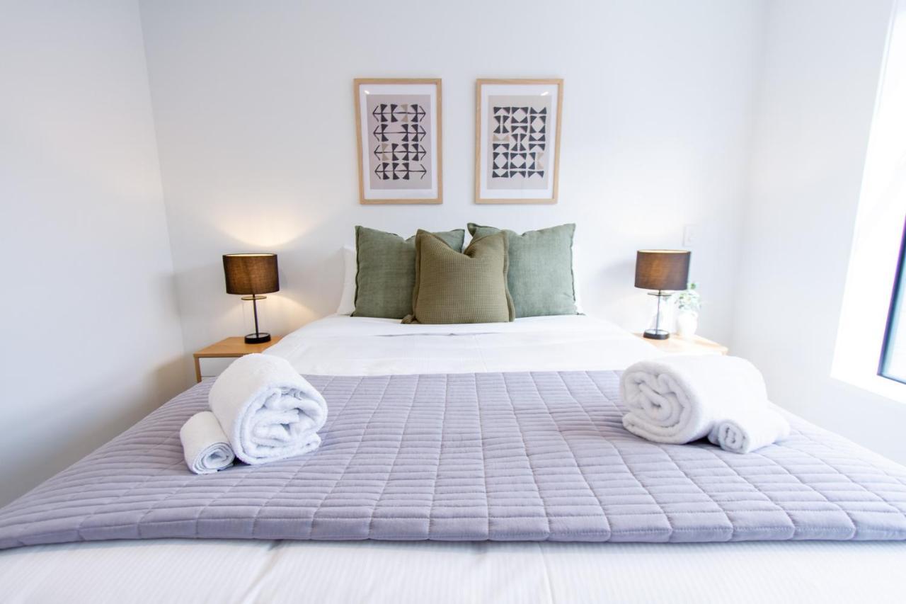 Christchurch Entertainment Hub 2 Bed 2 Bath W Carpark Екстер'єр фото