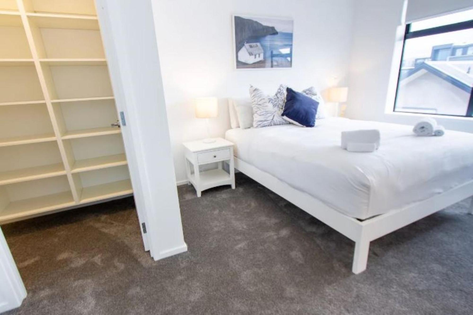 Christchurch Entertainment Hub 2 Bed 2 Bath W Carpark Екстер'єр фото